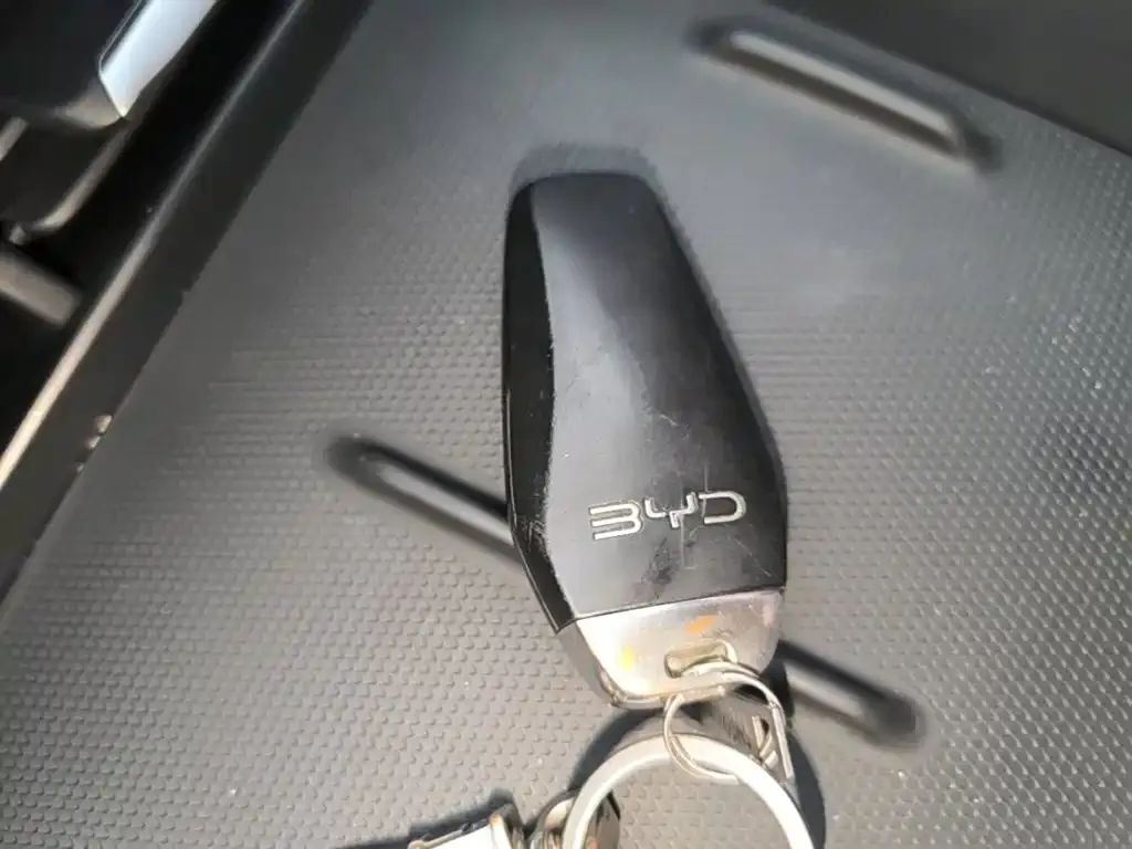 BYD Seal 06 — фото 3