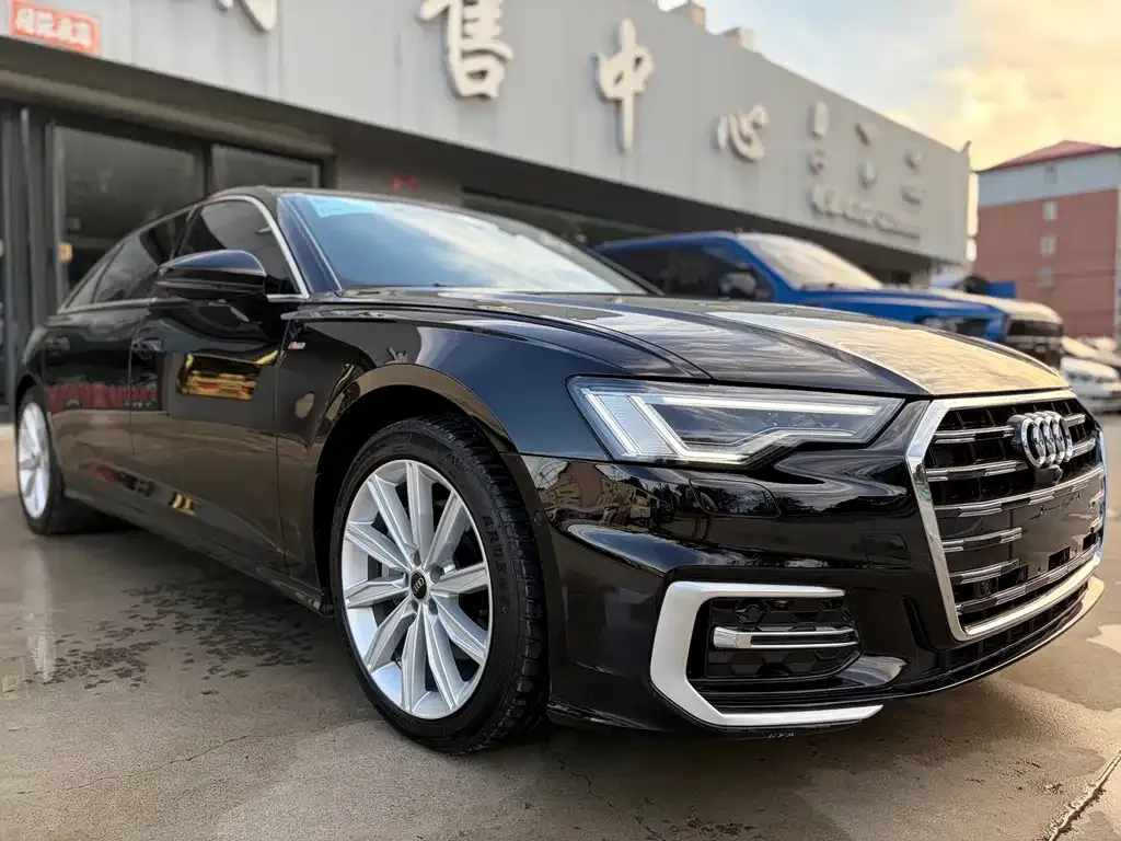 Audi A6L — фото 9