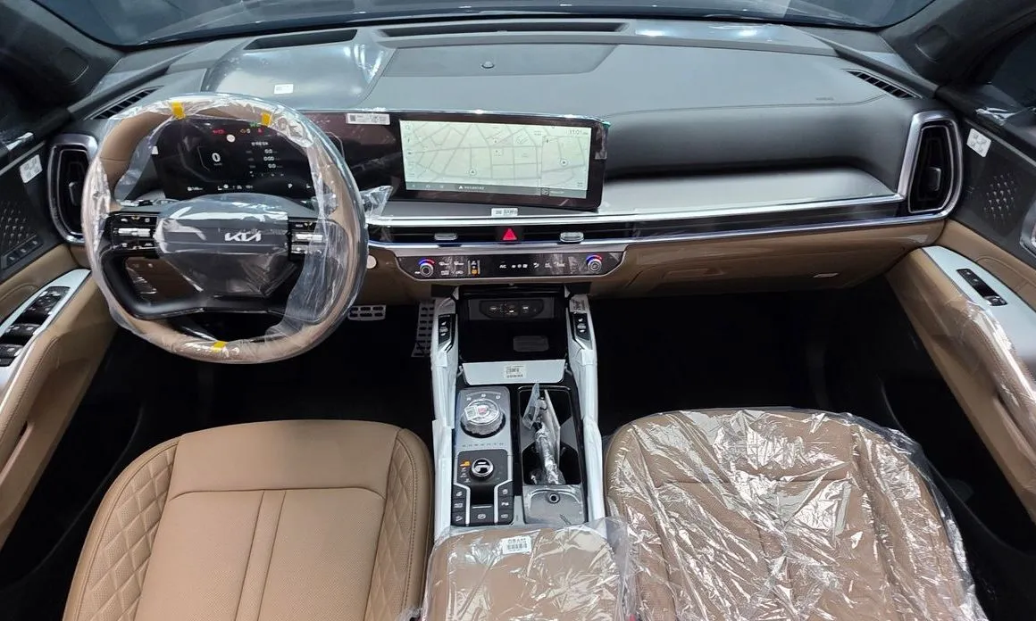 Kia Sorento — фото 7