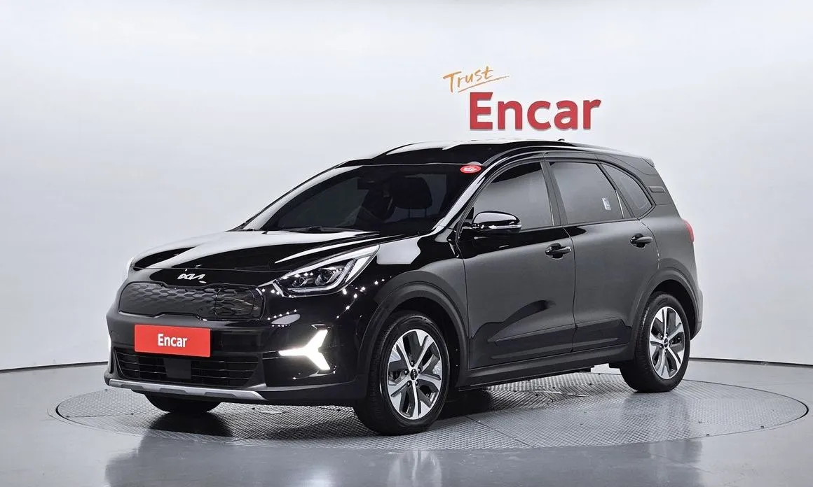 Kia Niro — фото 1