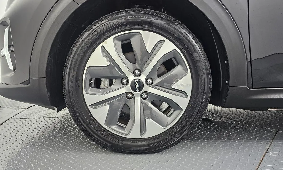 Kia Niro — фото 10