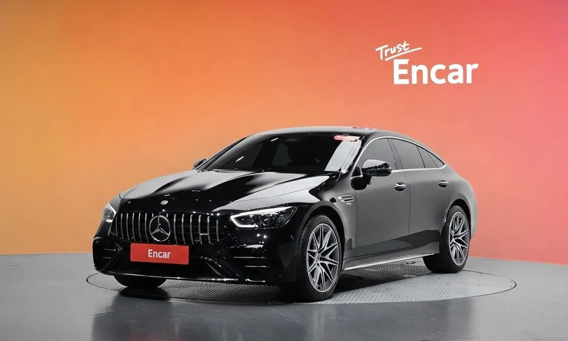 Mercedes-Benz AMG GT — фото 1
