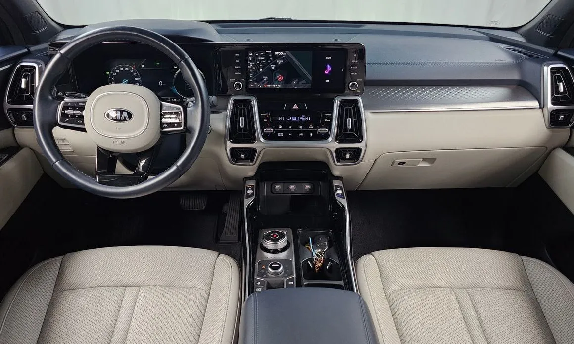Kia Sorento — фото 9