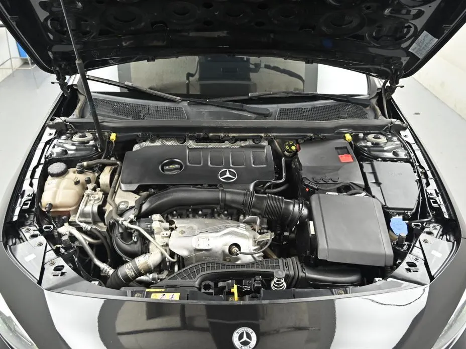 Mercedes-Benz A-Class — фото 10
