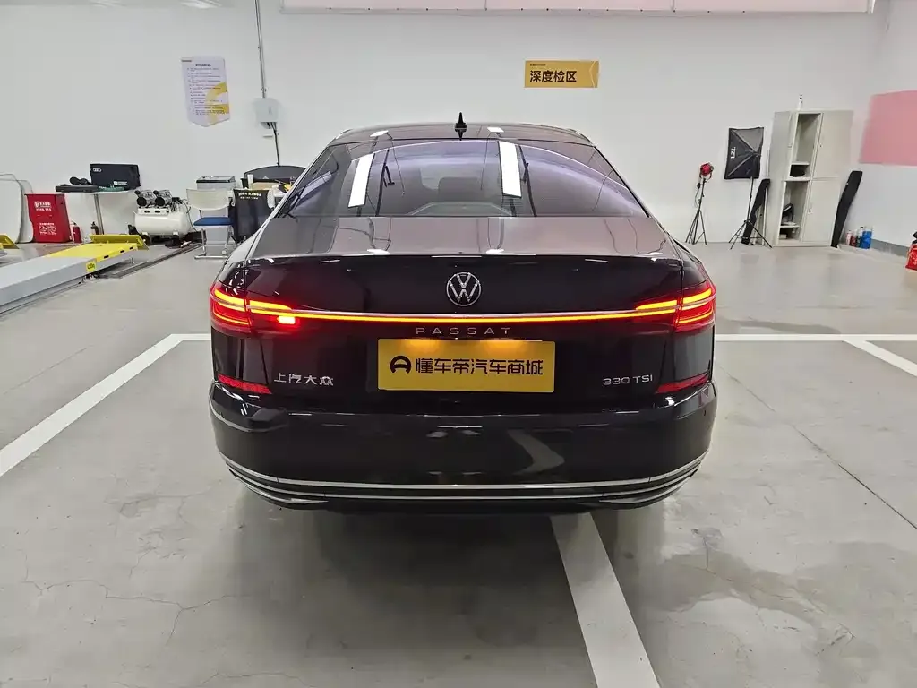 Volkswagen Passat — фото 3