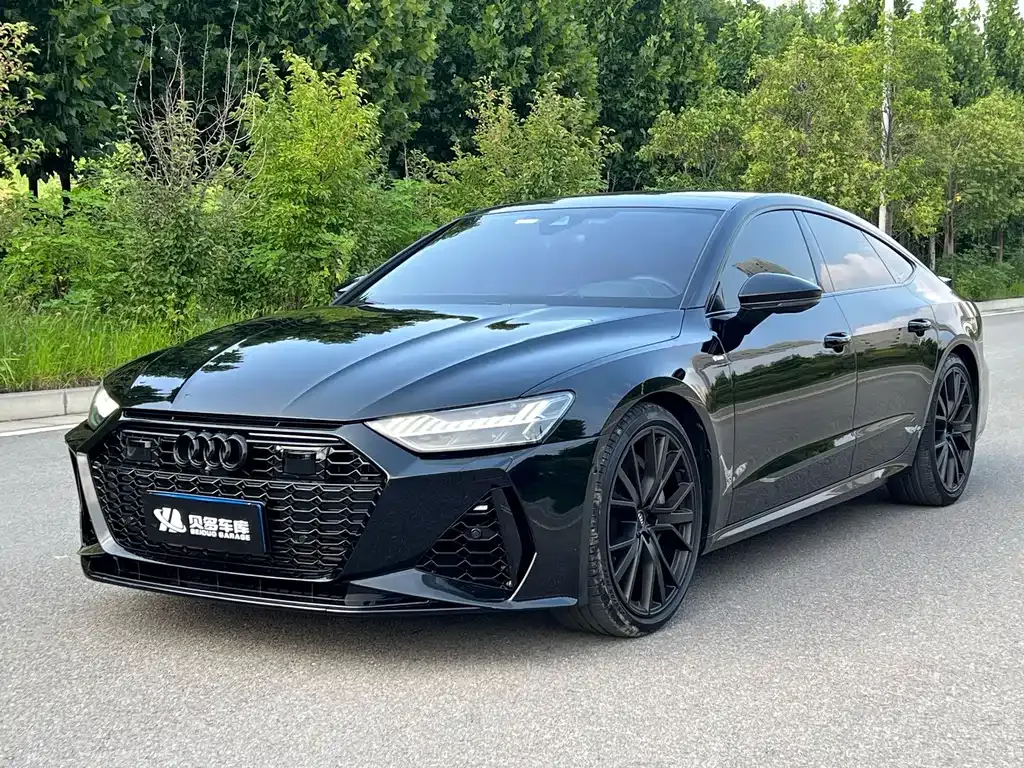 Audi A7 — фото 1