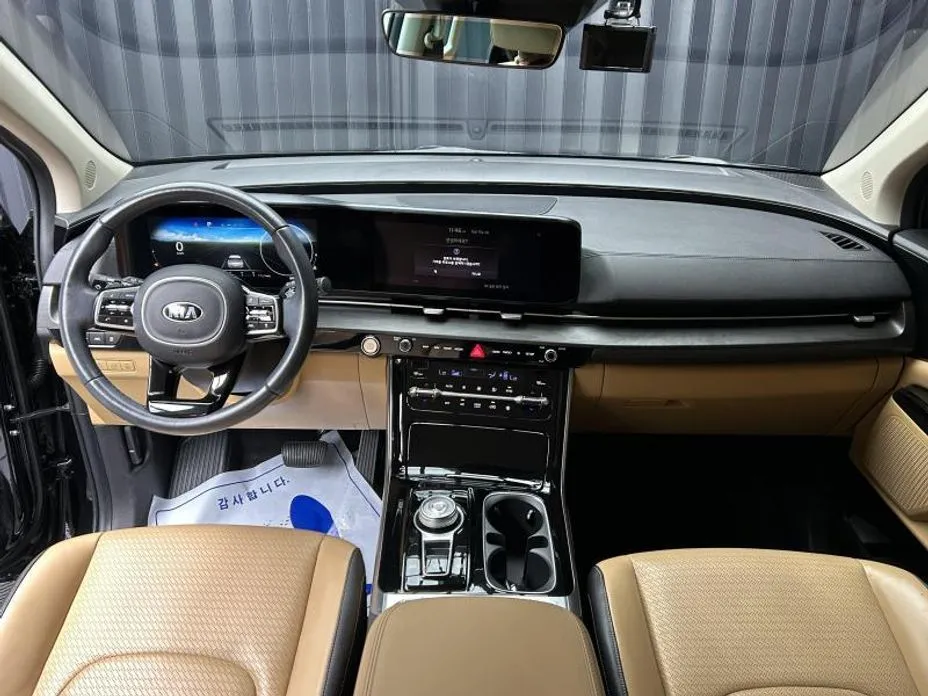 Kia Carnival — фото 4