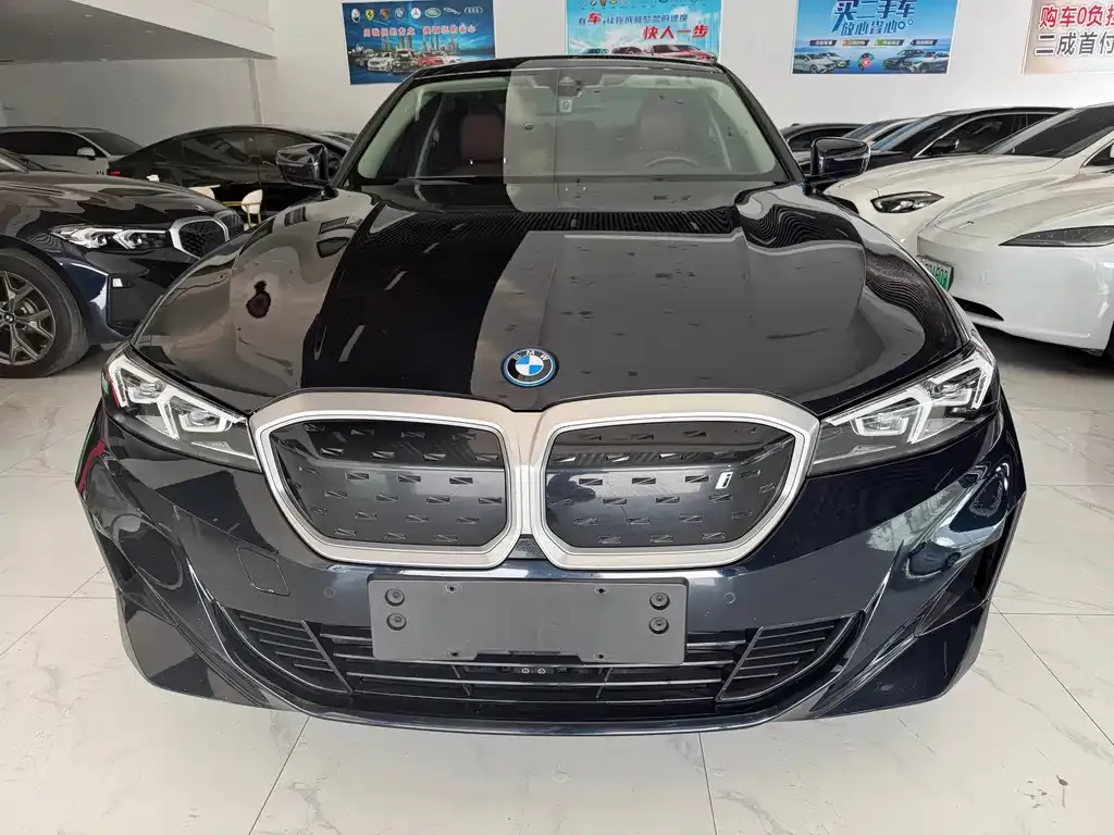BMW i3 — фото 9