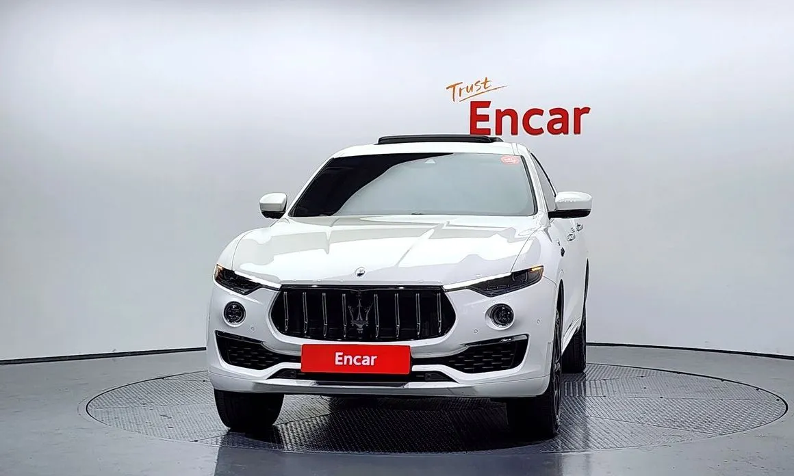 Maserati Levante — фото 4