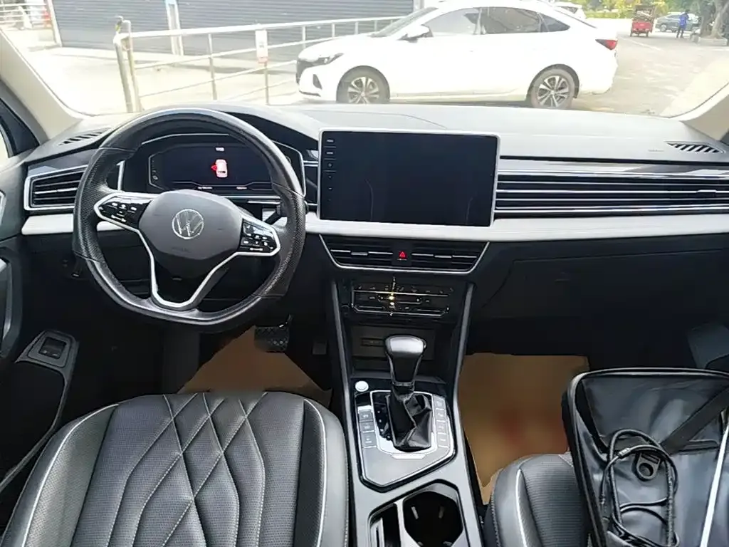 Volkswagen 途观L插电混动 — фото 8