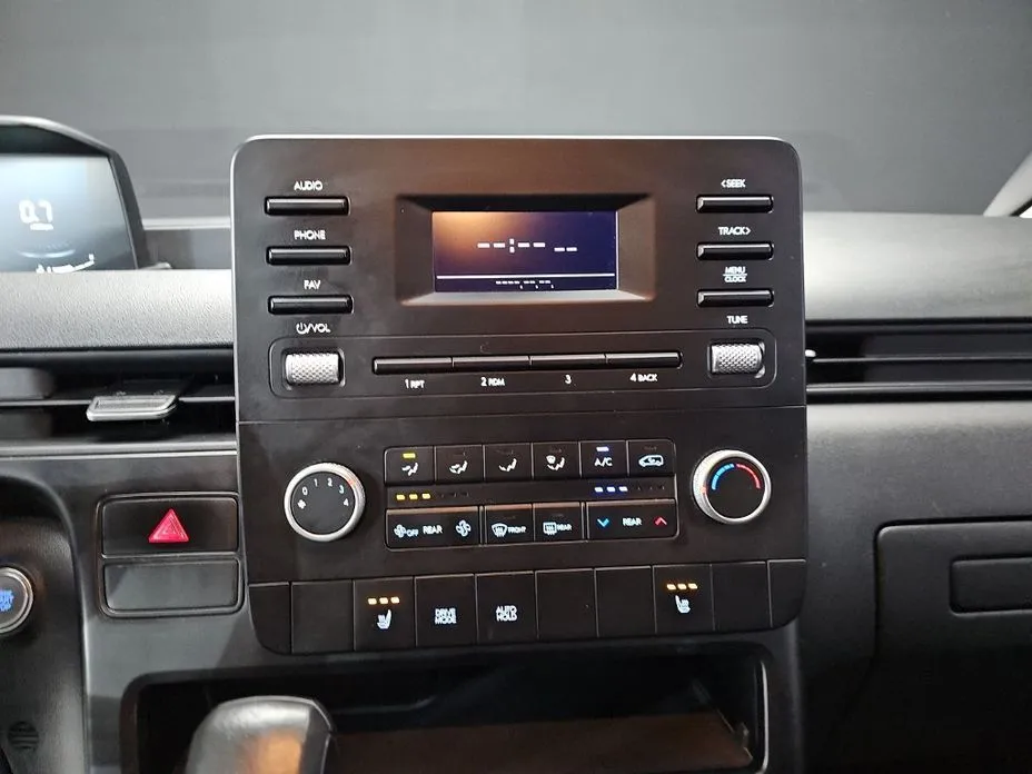 Hyundai Staria — фото 10