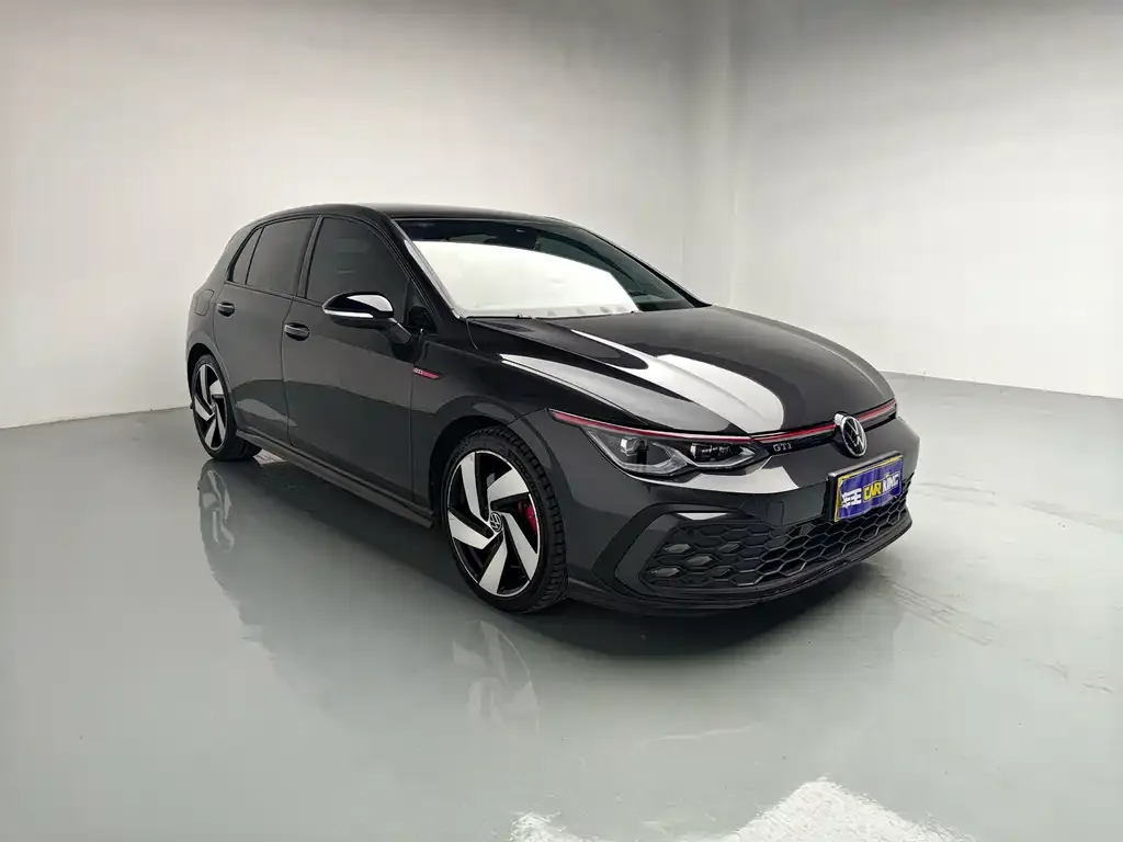 Volkswagen Golf GTI — фото 7
