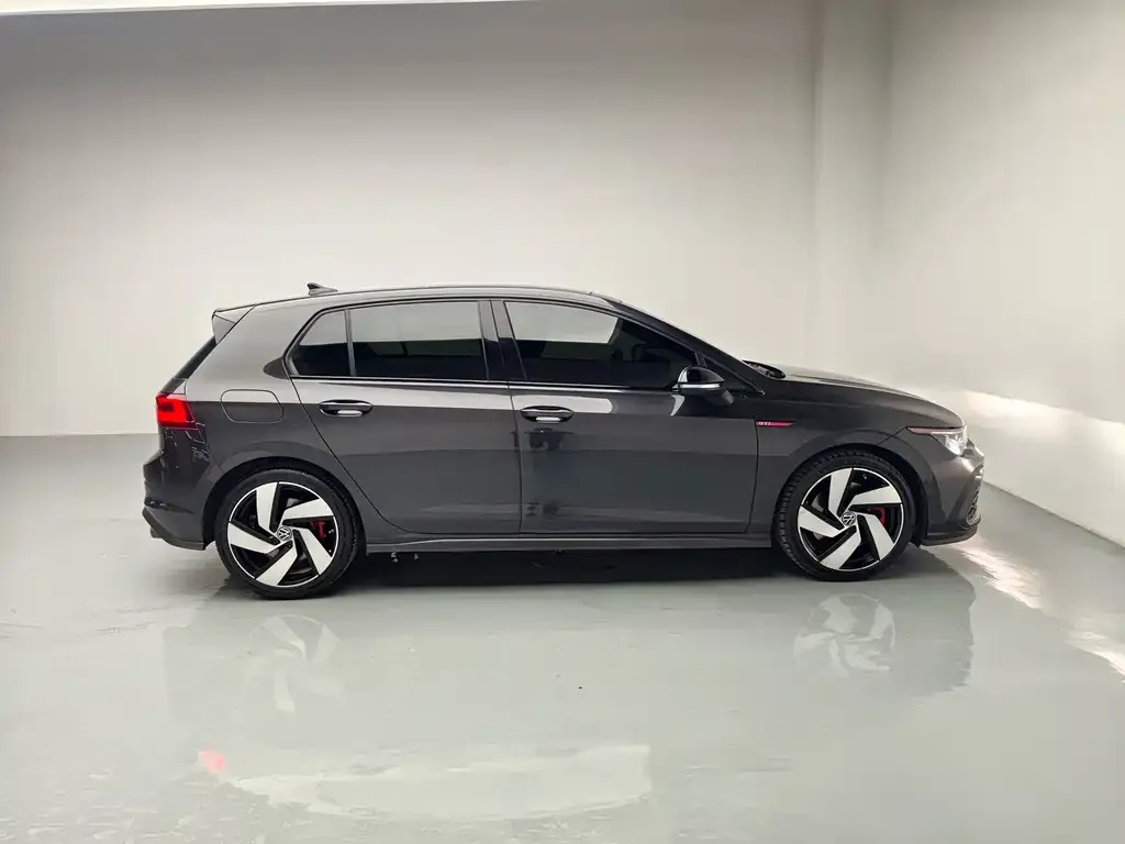 Volkswagen Golf GTI — фото 2