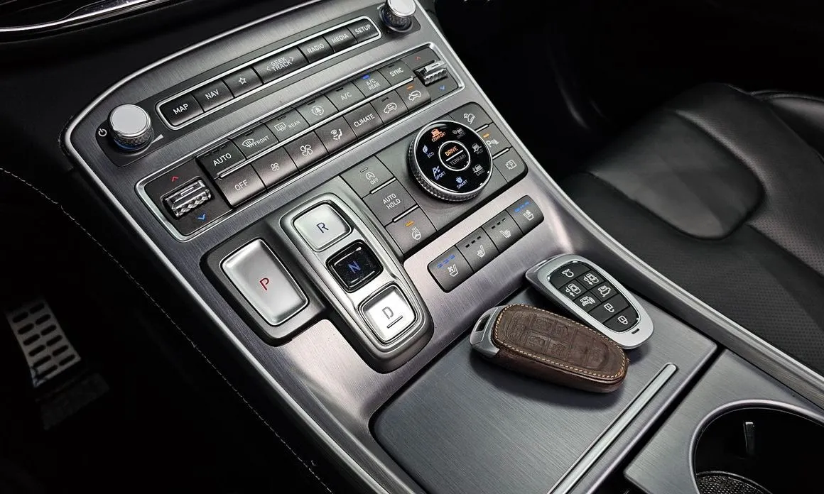 Hyundai Santafe — фото 7