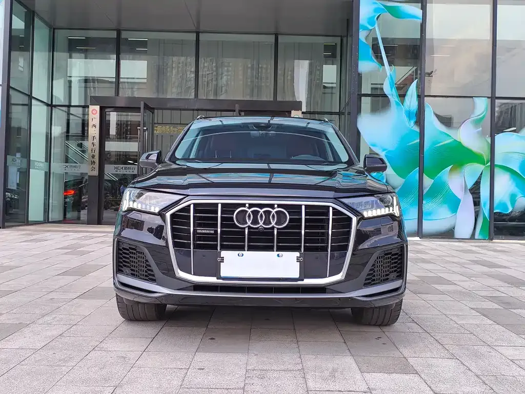 Audi Q7 — фото 3