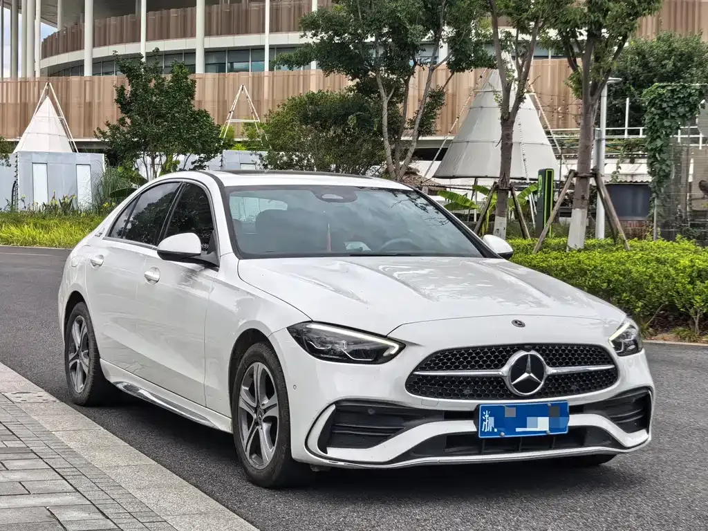 Mercedes-Benz C-Class — фото 10