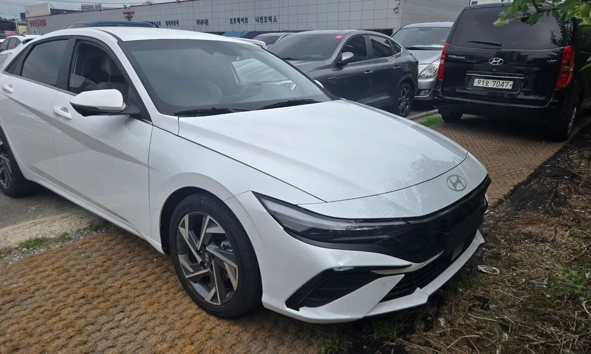 Hyundai AVANTE — фото 6