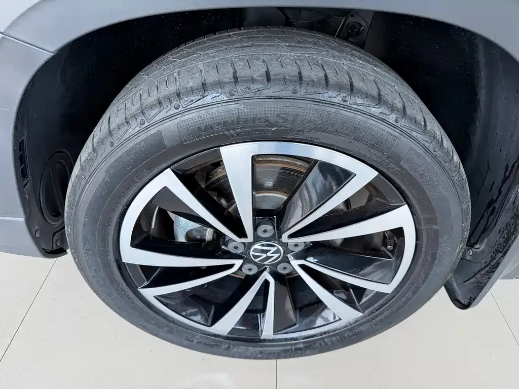 Volkswagen Tharu — фото 8