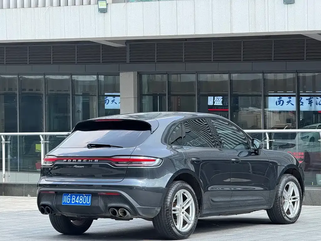 Porsche Macan — фото 7