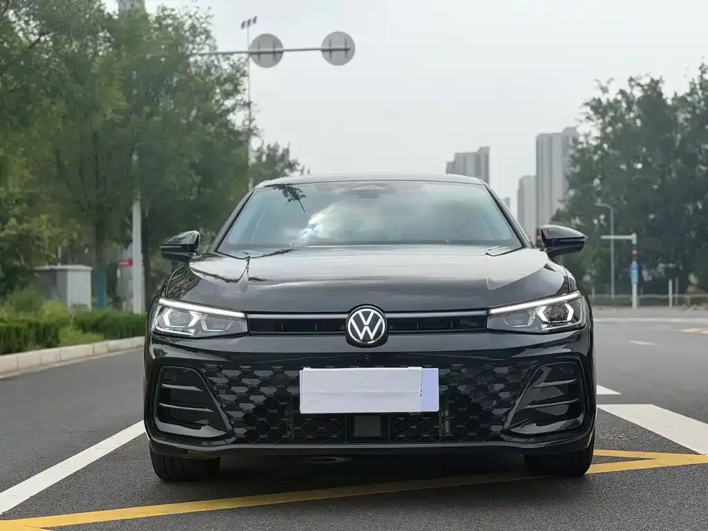 Volkswagen Passat — фото 2