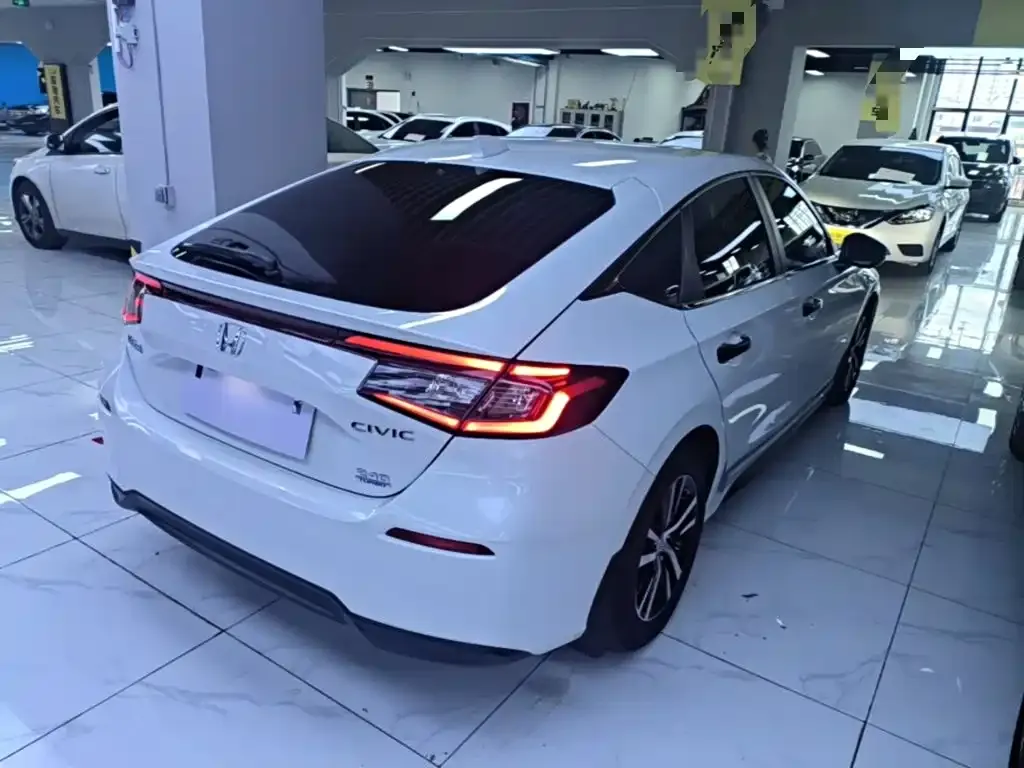 Honda Civic — фото 9