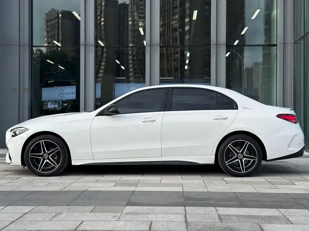 Mercedes-Benz C-Class — фото 2