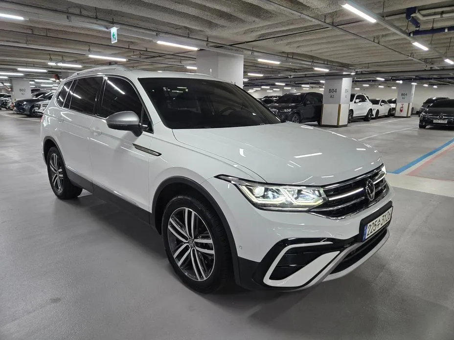 Volkswagen Tiguan — фото 1