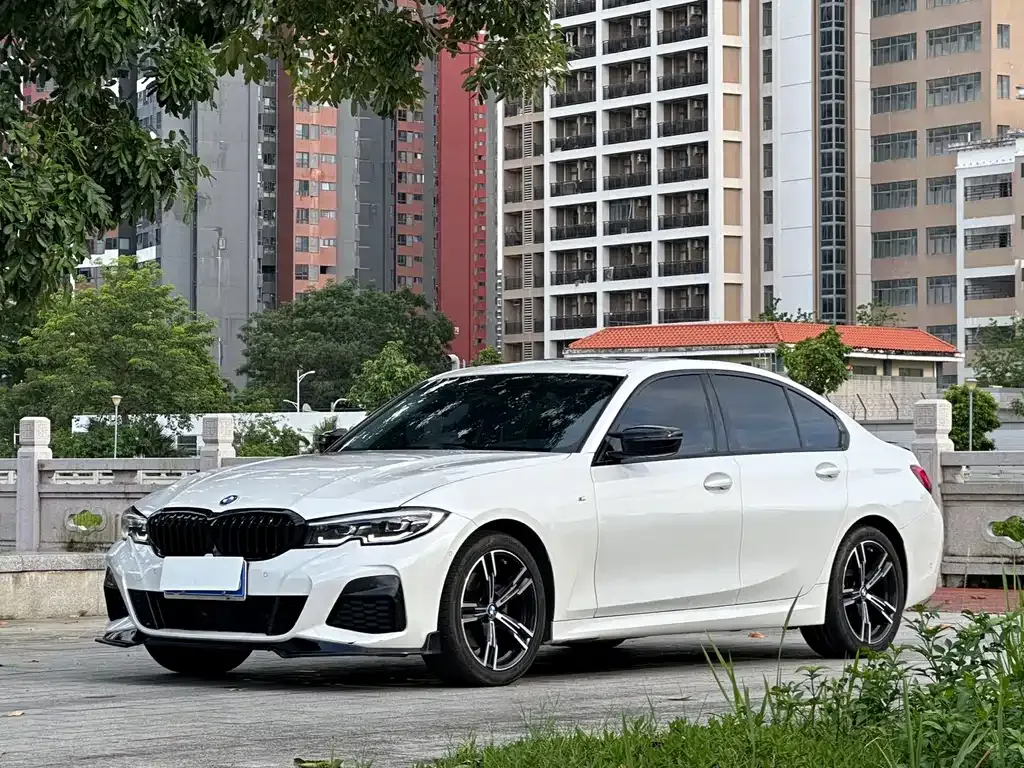 BMW 3 Series — фото 1