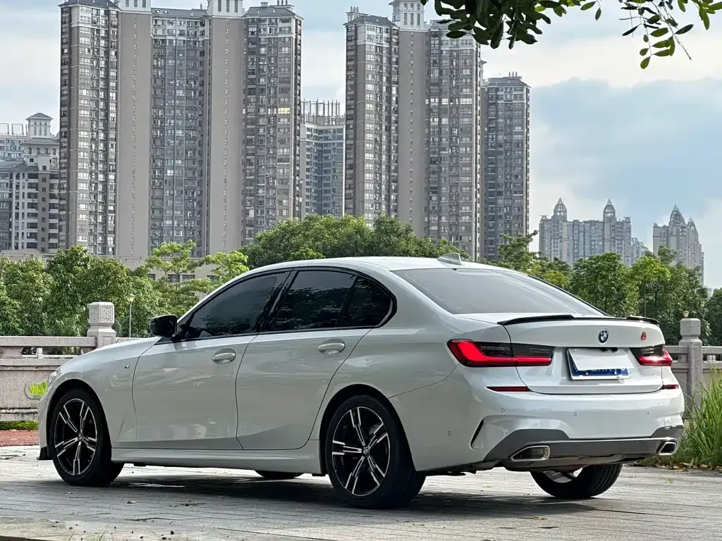 BMW 3 Series — фото 10