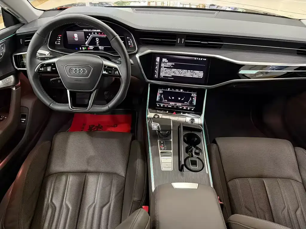 Audi A7L — фото 5