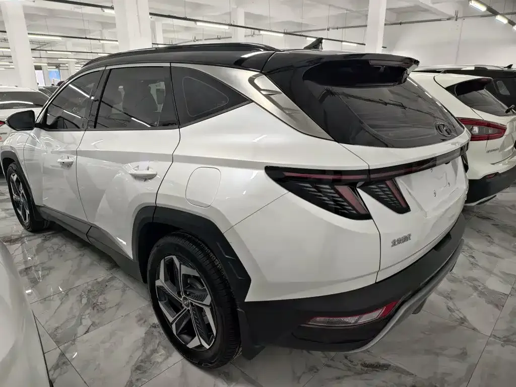 Hyundai Tucson — фото 6