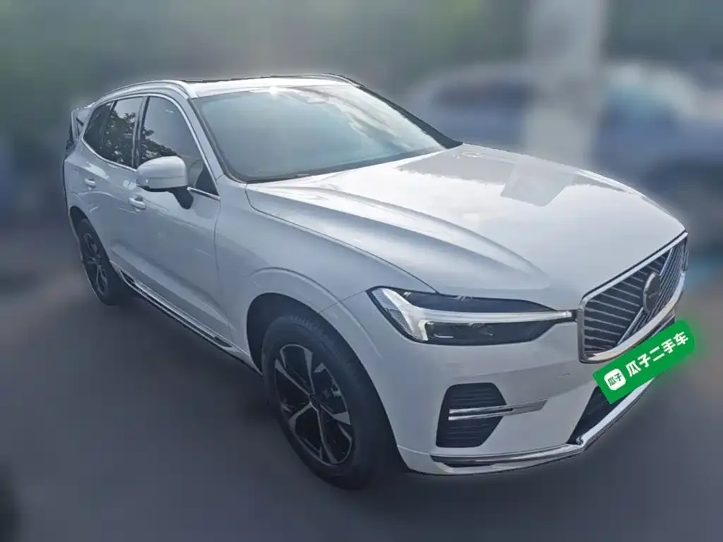 Volvo XC60 — фото 4