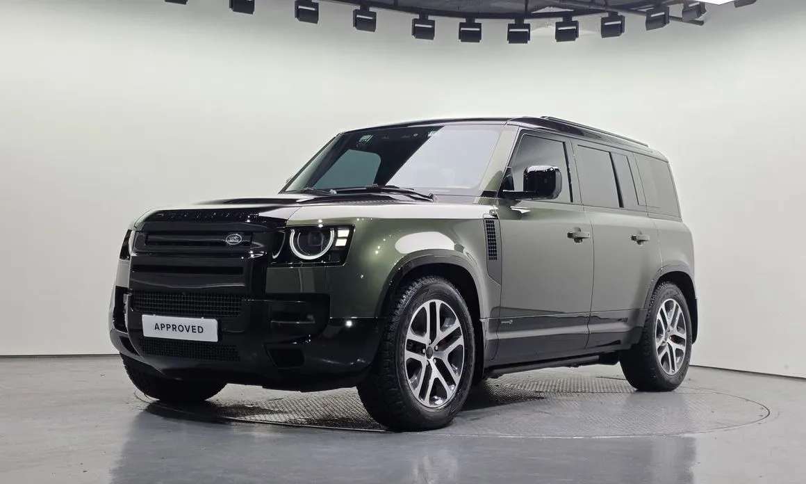 Land Rover Defender — фото 1