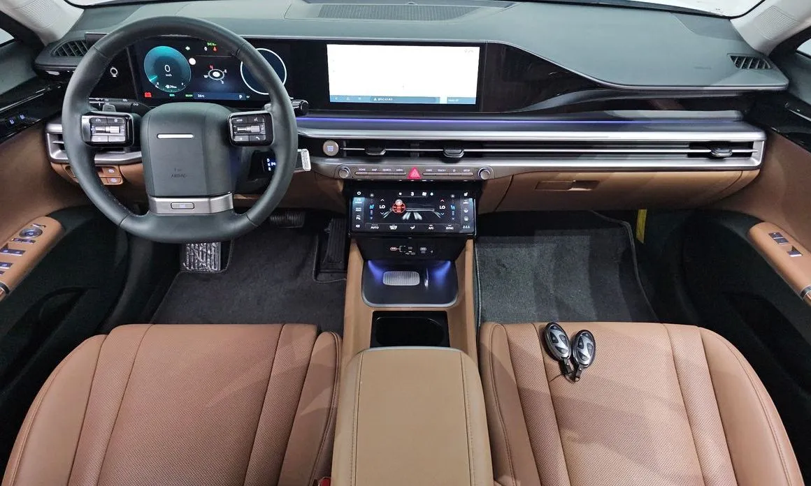 Hyundai Grandeur — фото 10