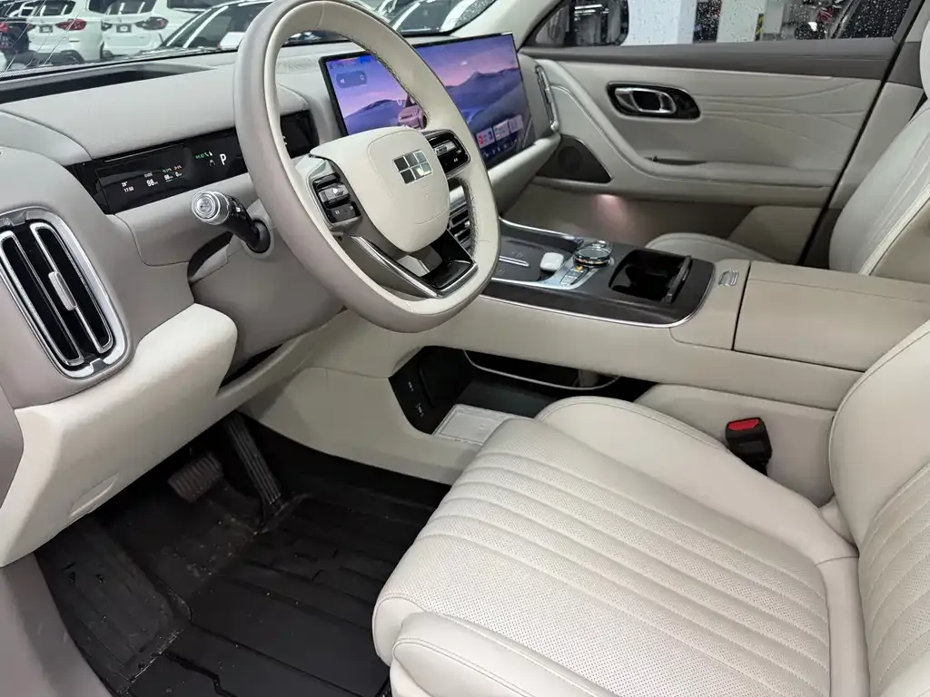 Geely Galaxy M9 — фото 7