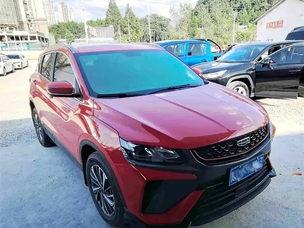 Geely Binyue — фото 10