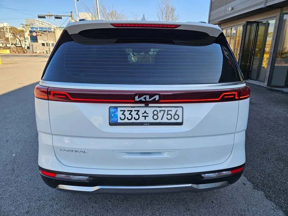 Kia Carnival — фото 2