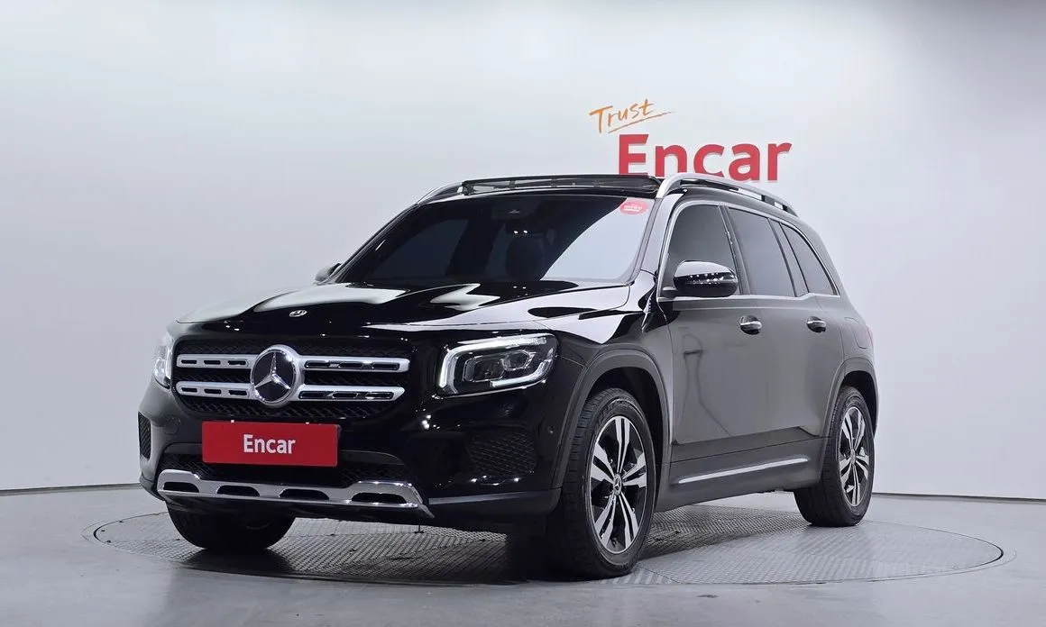Mercedes-Benz GLB-Class — фото 1