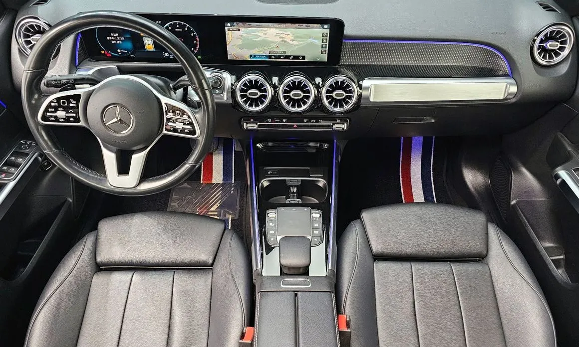 Mercedes-Benz GLB-Class — фото 10