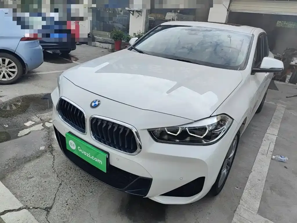 BMW X2 — фото 1