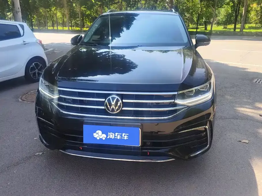 Volkswagen Tiguan L — фото 3