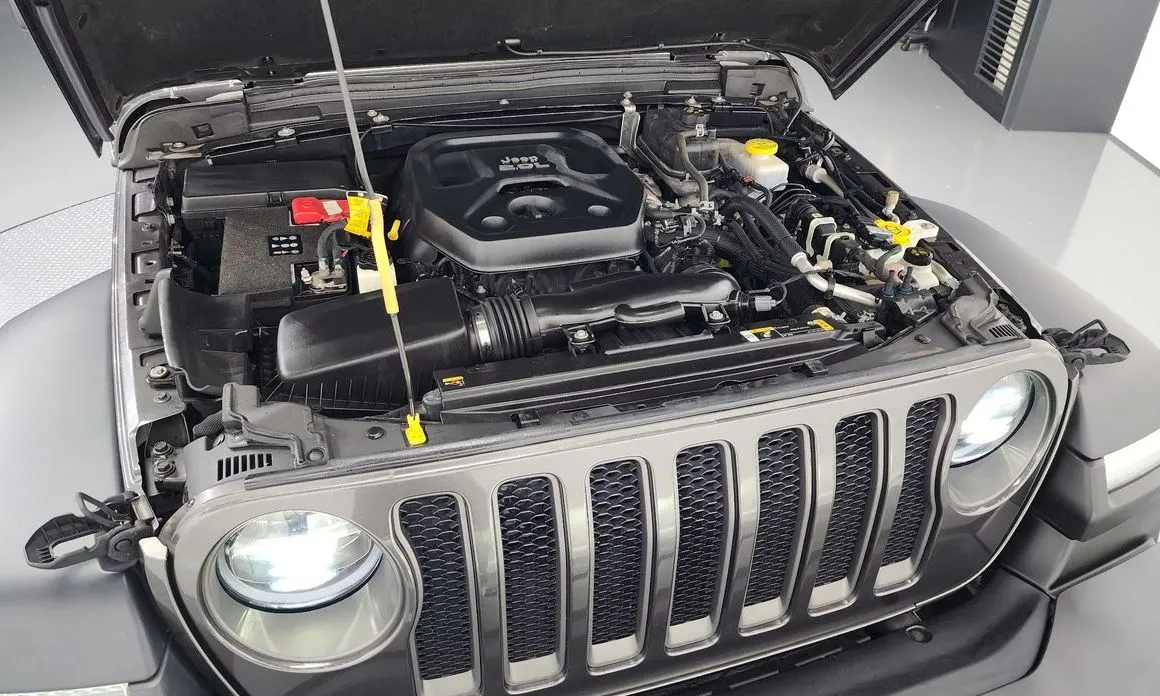 Jeep Wrangler — фото 7