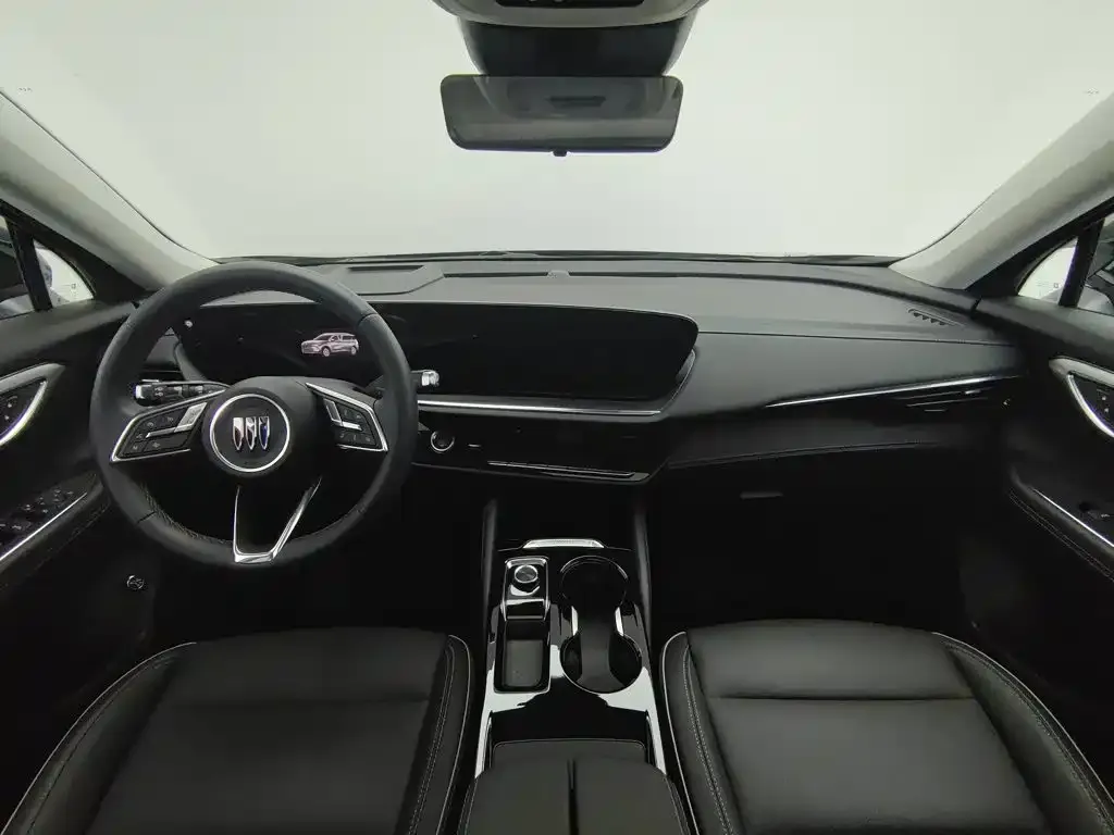 Buick Envision Plus — фото 2