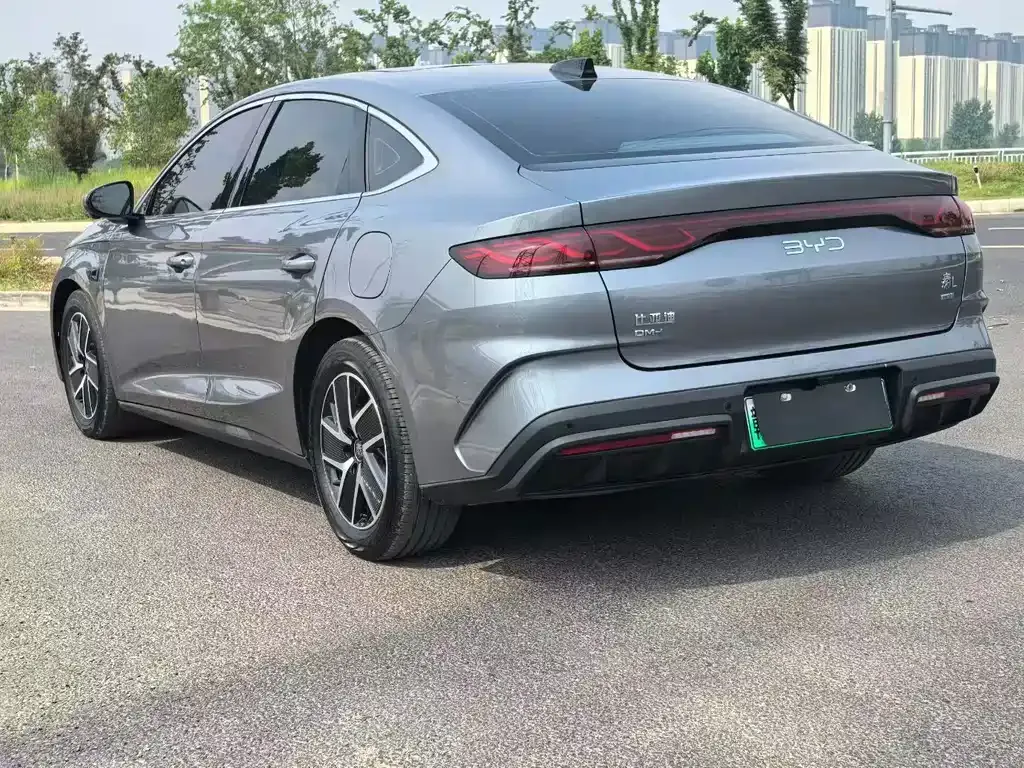 BYD Qin L — фото 7