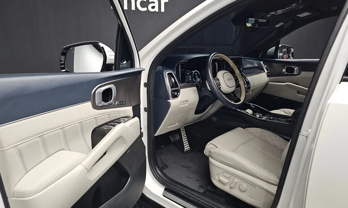 Kia Sorento — фото 7