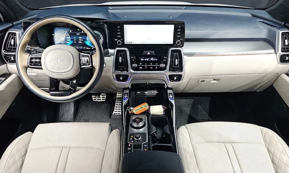Kia Sorento — фото 10