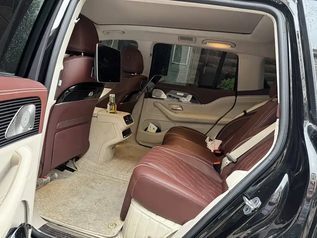 Mercedes-Benz GLS — фото 6
