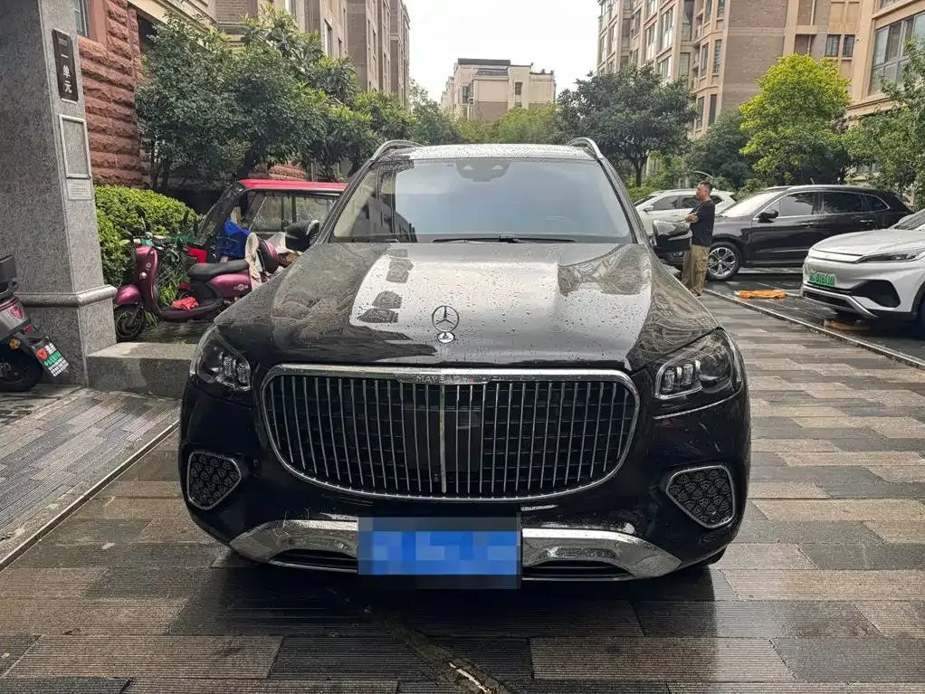 Mercedes-Benz GLS — фото 4