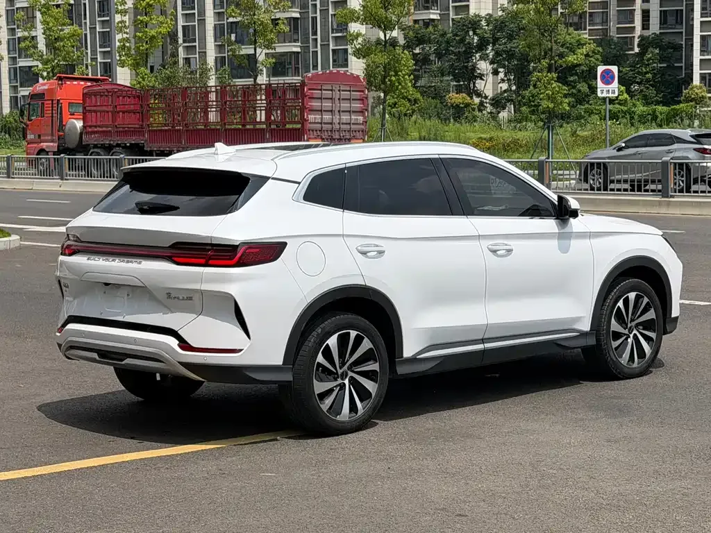 BYD PLUS New Energy — фото 9