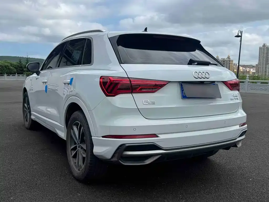 Audi Q3 — фото 4